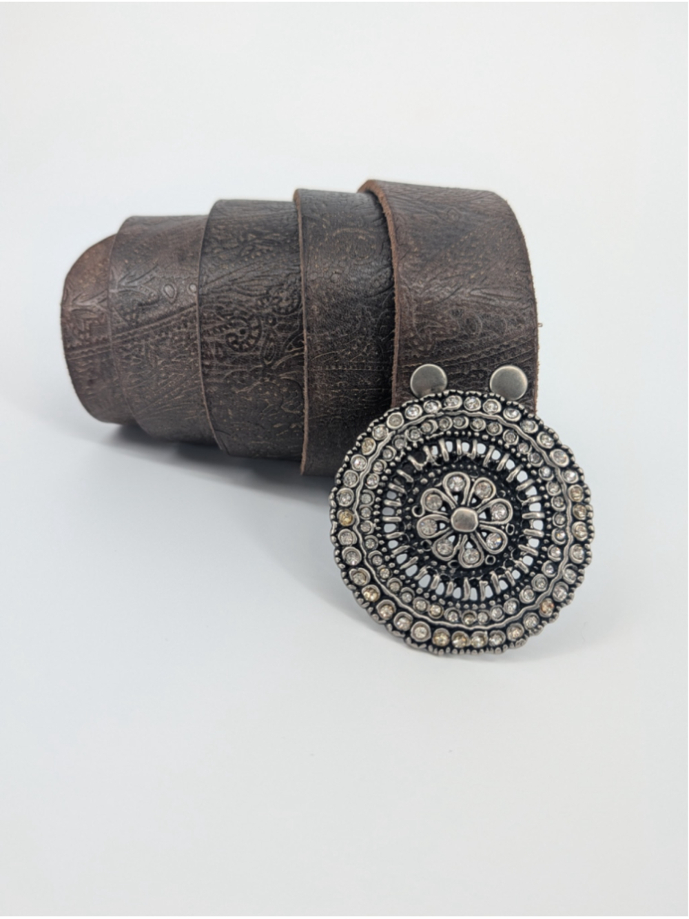 Fossil BT2918001 Brown Tooled Leather Belt Rhinestone Concho Buckle Boho Western